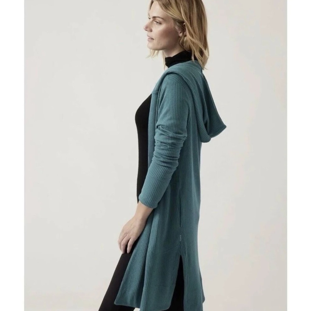 Athleta Hooded Ribbed Harmony Wrap